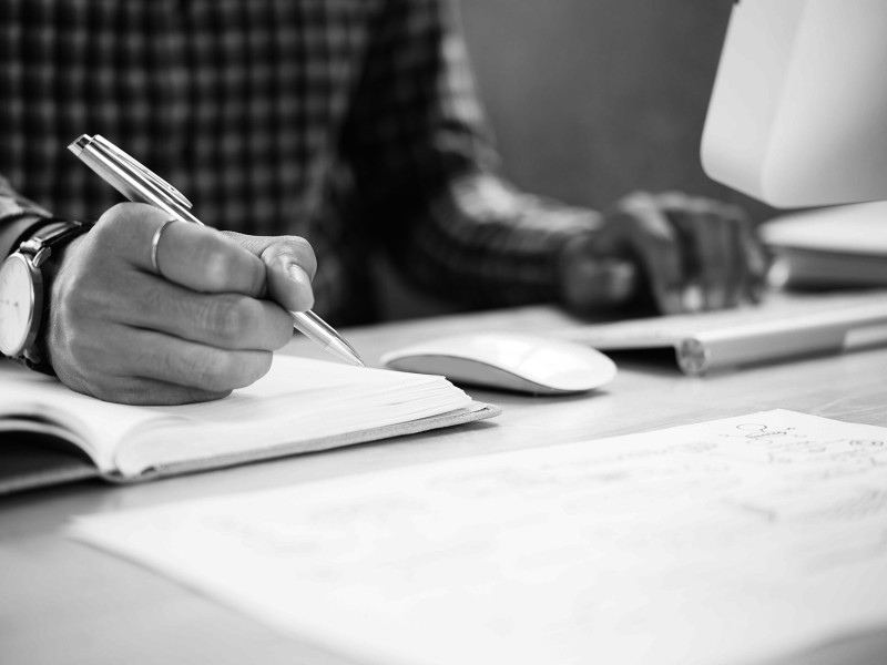 VKL Abogados Laboralistas · Asesoramiento en Contratos Laborales